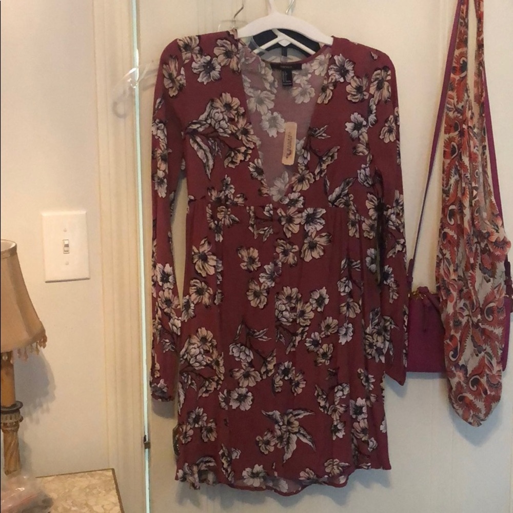 Forever 21 never been worn floral dress